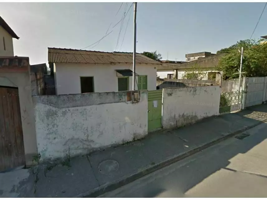 Casa em leilão com 2 quartos e 1 banheiro em Jardim Catarina - São Gonçalo/RJ