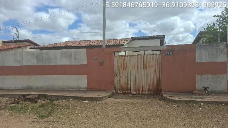 Casa com 2 Quartos e 2 Banheiros em Açu/RN