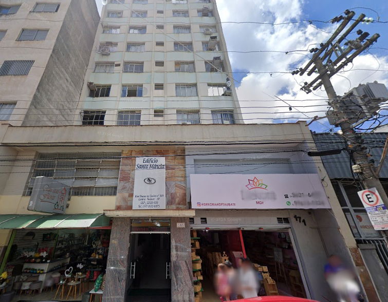 Conjunto comercial com 41,28 m², 2 salas, 1 banheiro, desocupado