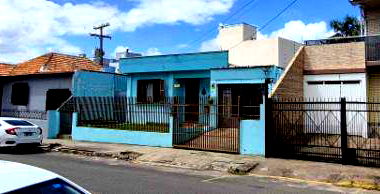 Casa Ocupada com 3 Quartos e 2 Banheiros em Santa Maria/RS