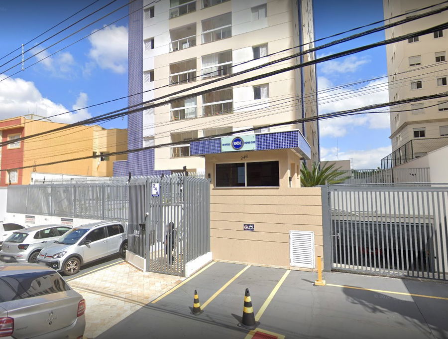 Apartamento 3º andar com 1 vaga, ocupado, em condomínio