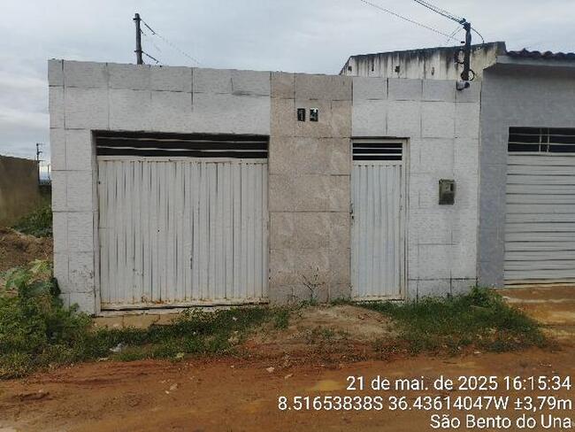 Casa com 2 quartos e vaga em São Bento do Una/PE