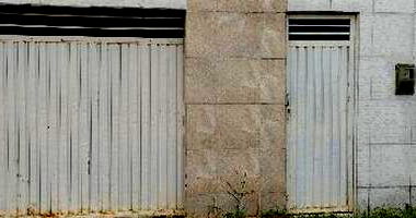 Casa com 2 quartos e vaga em São Bento do Una/PE