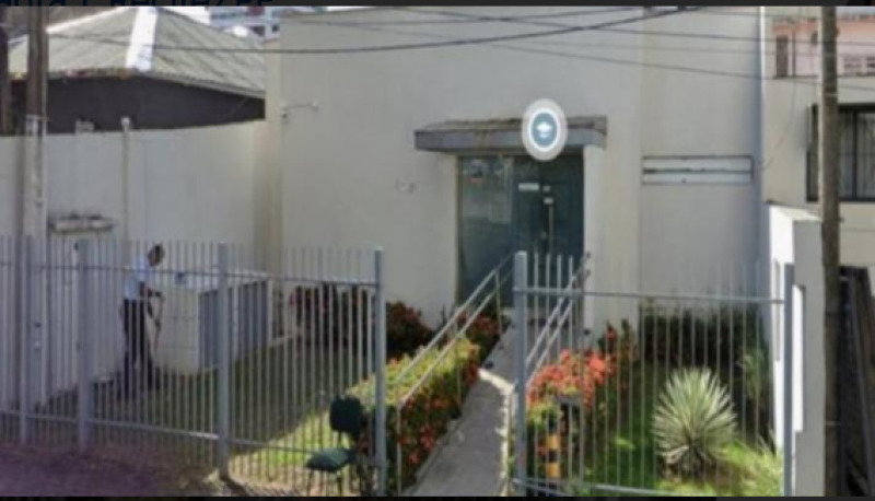 Prédio Comercial com 490.96m² em Recife