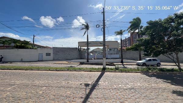 Casa com 2 quartos, 1 banheiro, 1 vaga e 94,32m² área privativa