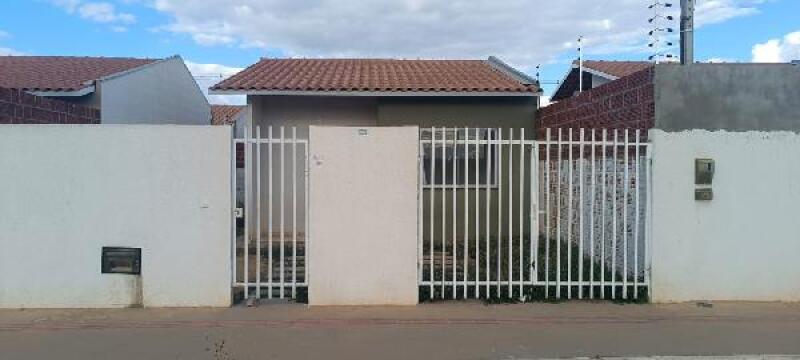 Casa com 2 Quartos e 1 Vaga em Juazeiro/BA