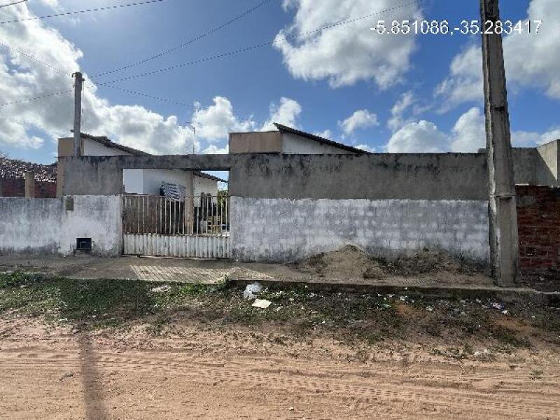 Casa com 2 Quartos e 1 Vaga em Macaíba