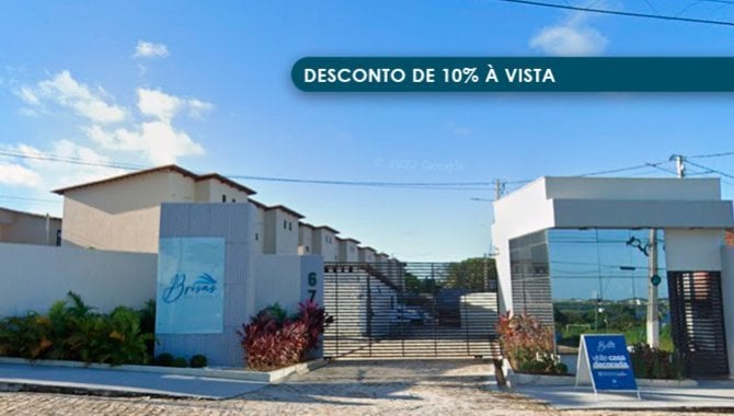 Casa em Condomínio 69m² com área privativa e terreno exclusivo, imóvel ocupado
