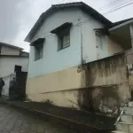 Casa com 3 quartos em terreno de 200m²