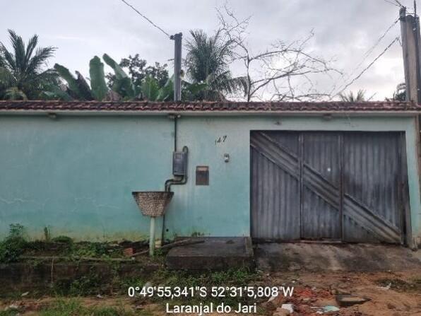 Casa com 3 quartos, 2 banheiros e 114m² em Laranjal do Jari