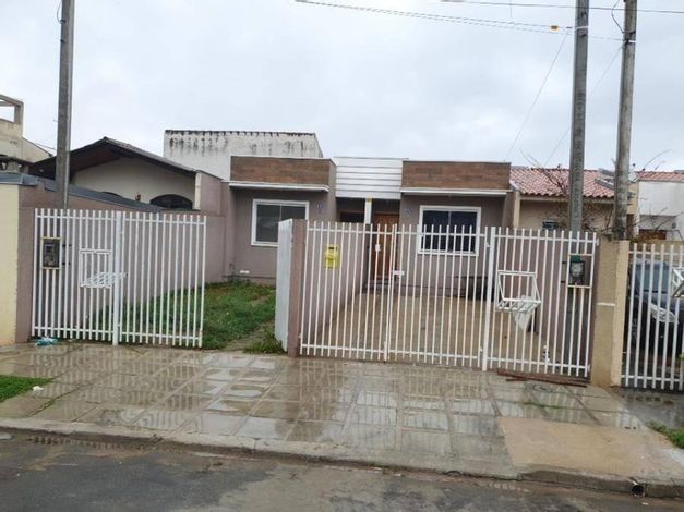 Casa 40m² com Terreno 80m² em Curitiba - Ocupada