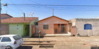Casa com 400m², 31.68m² construídos, necessitando reparos