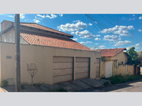 Casa com 198m² de área construída em Pires do Rio - GO