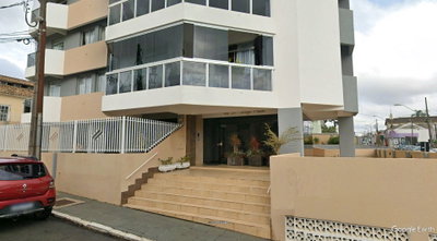 Apartamento 3 quartos, 2 banheiros e 208,65 m²