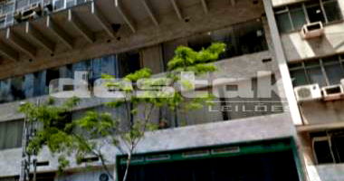 Sala Comercial no Centro do Rio de Janeiro/RJ com 41m² e 1 vaga