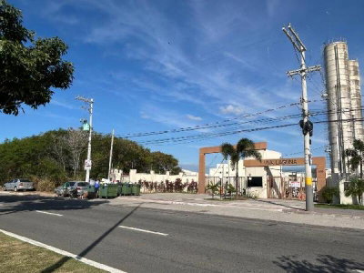 Apartamento com 2 Quartos e 1 Vaga em Condomínio