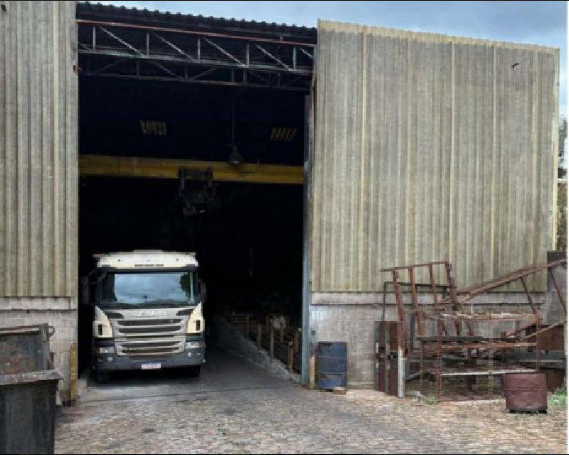 Galpão Industrial com 900m² em João Monlevade/MG