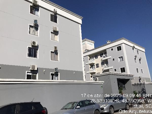 Apartamento 2 quartos, 1 banheiro, 61m², desocupado