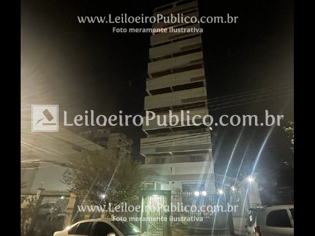 Apartamento 4º Pavimento com 169m², 1 vaga, ocupado