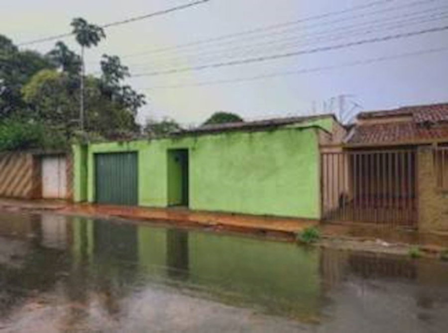 Casa com 4 quartos e 3 banheiros em Monte Carmelo