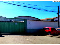 Edificações amplas com 4.035m² e terreno de 6.110m², depósito/galpão