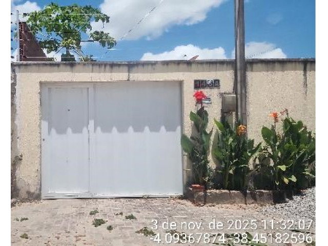 Casa com 2 quartos em Horizonte/CE