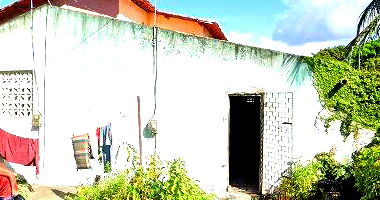 Casa com 2 quartos, 2 banheiros e 150m² construídos
