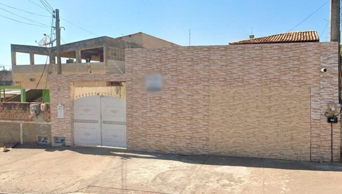 Casa com 4 quartos em Campos dos Goytacazes