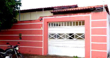 Casa com 2 quartos, 2 banheiros, 69,82m² construída, desocupada