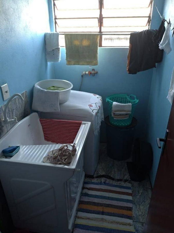 Casa Ocupada em Viamão/RS com 2 Quartos