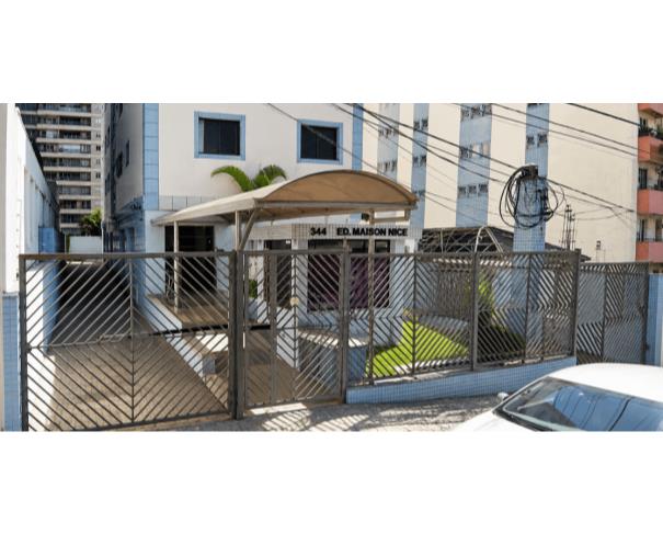 Apartamento Duplex com 2 Quartos e 125m² em Condomínio