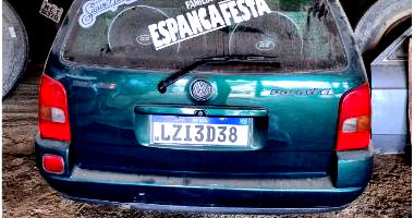 VW/Parati MI 1.8 V 1997/1998 com sistema de som potente