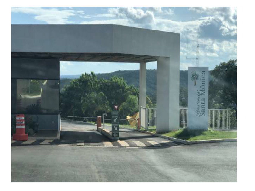Terreno de 1.807m² em Loteamento Residencial