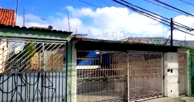 Casa em leilão com 216m² construída em Guaianases