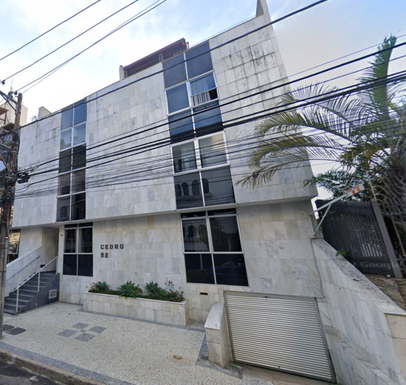 Apartamento 304 no Edifício Cedro com Terraço Privativo
