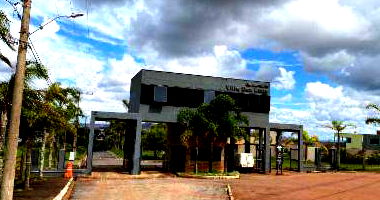 Espaçoso Lote com 770m² Desocupado e Pronto para Desenvolvimento