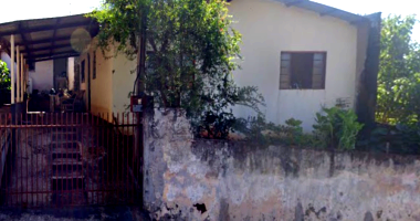 Casa com 205,70 m² e benfeitorias em Ibiporã