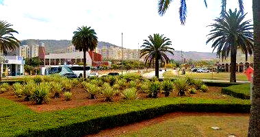 Lote de Terreno em Alphaville Lagoa dos Ingleses - 704 m²