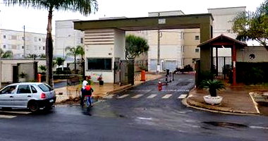 Apartamento com 2 quartos, 1 banheiro e vaga em São Carlos/SP
