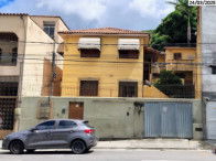 Terreno 260m² com fração ideal 50% e pavimento superior residencial