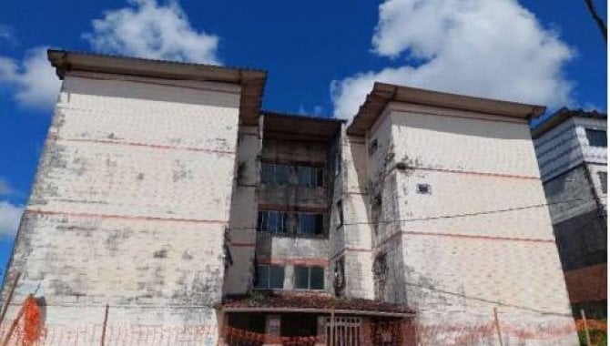 Apartamento Padrão em Salvador