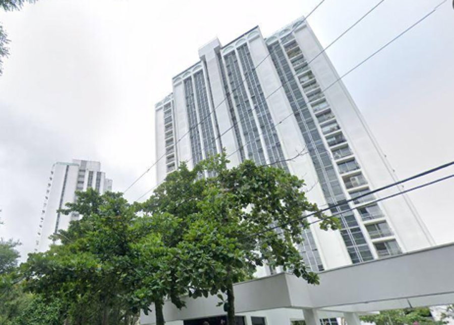 Apartamento com 3 vagas, 272m², 3 quartos