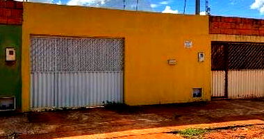 Casa com 2 quartos, 1 banheiro, vaga de garagem e 58,58m² privativos