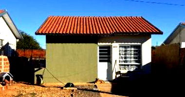 Casa com 2 quartos em Lins/SP