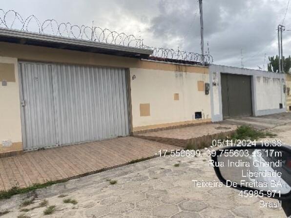 Casa com 2 quartos, 1 banheiro, 1 vaga e 47,80m² construída