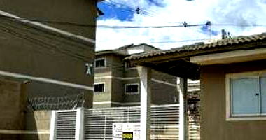 Apartamento com 2 quartos, 1 banheiro e 1 vaga