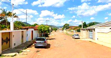 Fazenda Renascer com casa, curral e barragens, 720 hectares