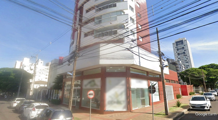 Sala comercial com 76,97m², banheiro, cozinha e vaga de garagem