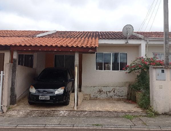 Casa com 2 quartos, 1 banheiro, 2 vagas e 60,2m² construída