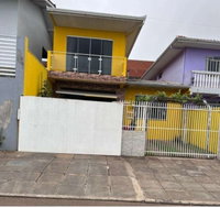 Casa com 6 cômodos e garagem em Curitibanos